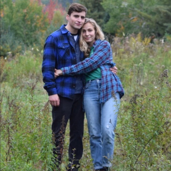 Meet your Posher, Madelyn - Picture 4 of 7